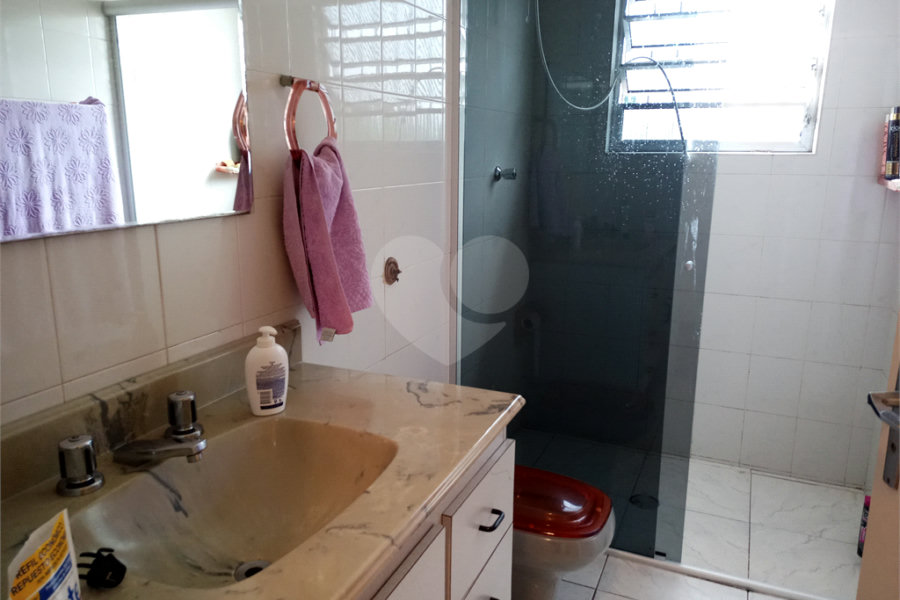 Sobrado à venda com 4 quartos em Horto, São Paulo, SP