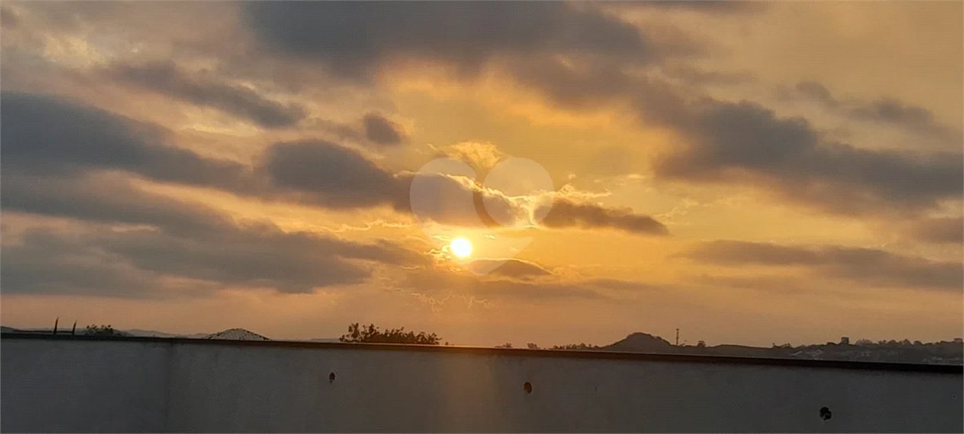 Casa a Venda no Condomínio Reserva Santa Isabel em Louveira/SP