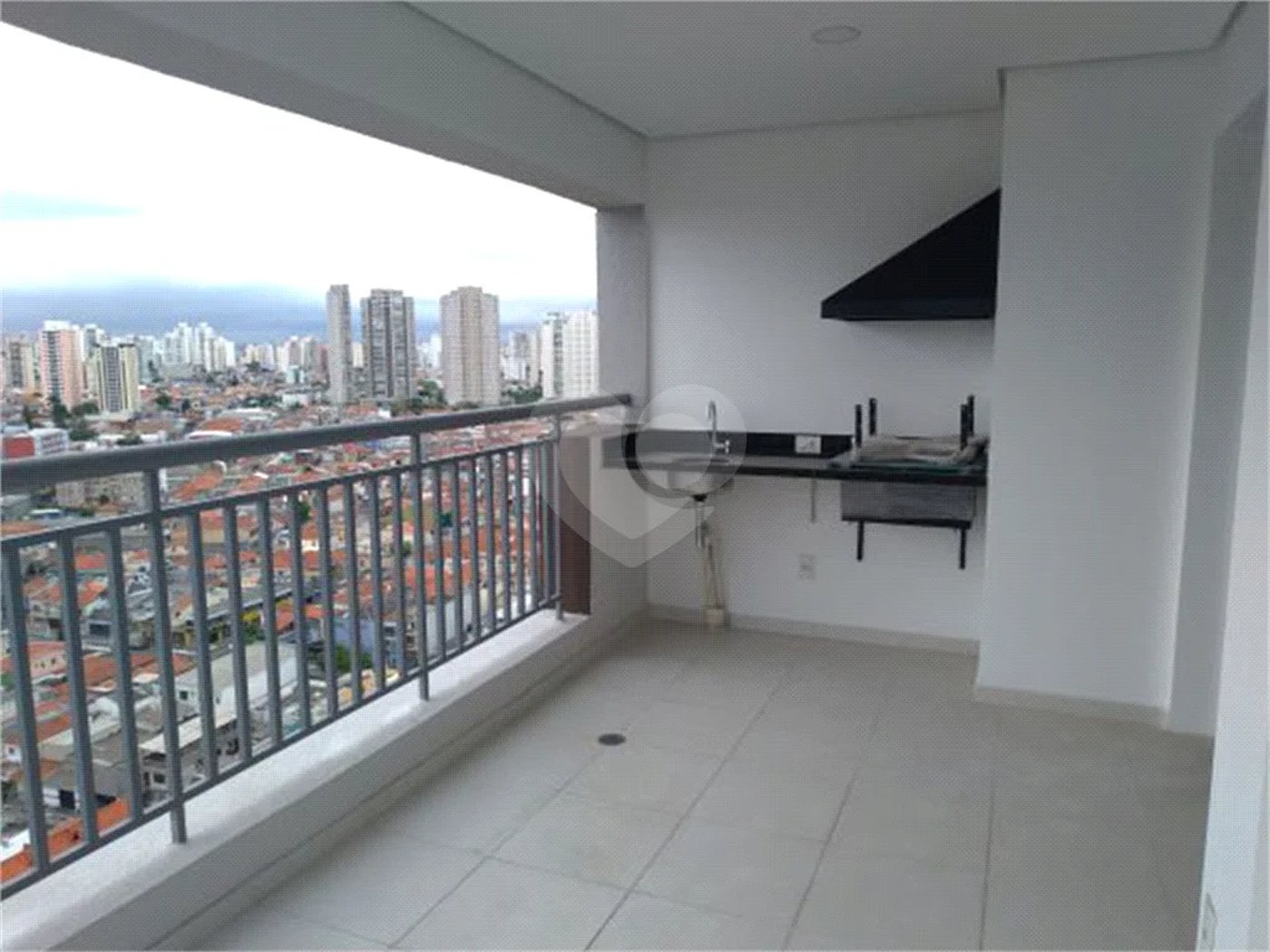 Apartamento na Mooca com 91m² , 650 metros da estação Belém,3 dormitórios,1 suíte,1 Vaga.