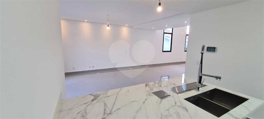 Casa à venda com 3 suítes no condomínio Reserva dos Vinhedos, Louveira - SP