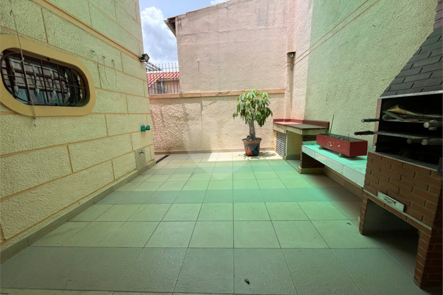 Sobrado à venda com 4 quartos, sendo 2 suítes, em Tremembé, São Paulo, SP