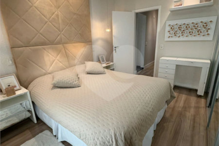 Triplex à venda com 4 suítes em Santa Teresinha, São Paulo, SP