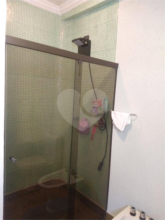 Sobrado à venda com 4 quartos, sendo 1 suíte,  em Parque dos Príncipes, São Paulo, SP