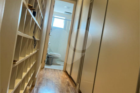 Apartamento à venda com 3 suítes em Vila Olímpia, São Paulo, SP