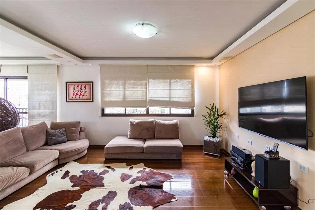 Apartamento à venda com 4 quartos, sendo 3 suítes,  em Vila Andrade, São Paulo, SP