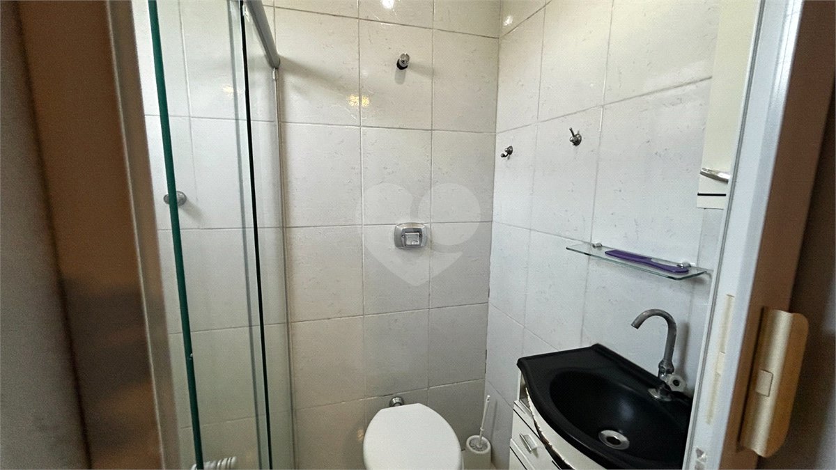 Sobrado à venda com 3 quartos, sendo 2 suítes, em Cidade São Francisco, São Paulo, SP