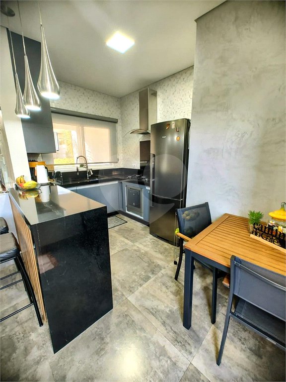Casa à venda com 3 quartos, sendo 1 suíte, no condomínio Vila Rica, Indaiatuba - SP