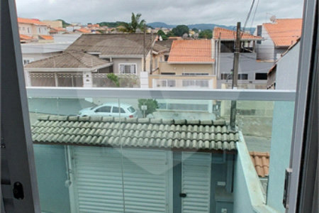 Sobrado à venda com 3 suítes em Jardim das Palmeiras, Atibaia, SP