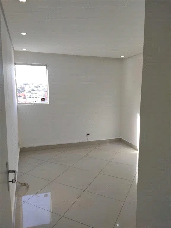 Apartamento à venda com 2 quartos em Jardim Taboão, São Paulo, SP