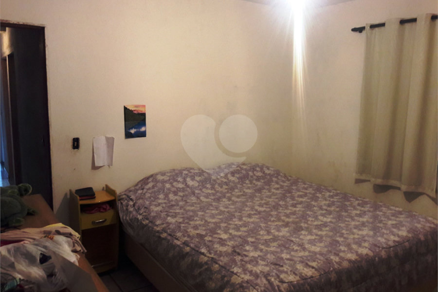 Sobrado à venda com 3 quartos, sendo 1 suíte, em Tremembé, São Paulo, SP