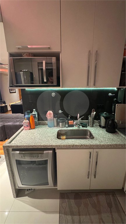Apartamento à venda com 2 quartos, sendo 1 suíte, em Vila Olímpia, São Paulo, SP