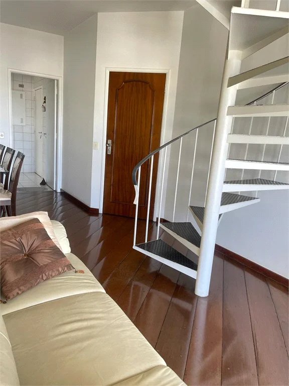 Cobertura à venda com 3 quartos, sendo 1 suíte, em Vila Suzana, São Paulo, SP