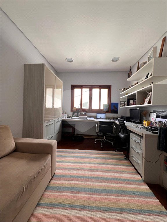 Casa à venda com 5 quartos, sendo 3 suítes,  no condomínio Real Park -  Vila Oliveira, Mogi das Cruzes - SP
