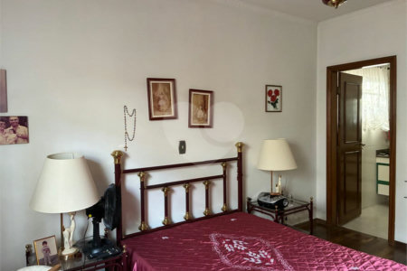 Casa à venda com 3 quartos, sendo 1 suíte,  em Vila Galvão, Guarulhos, SP