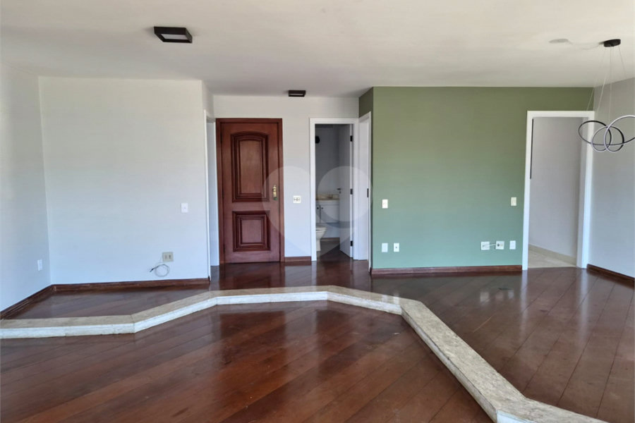 Apartamento à venda ou para alugar com 4 quartos, sendo 2 suítes, em Santana, São Paulo, SP