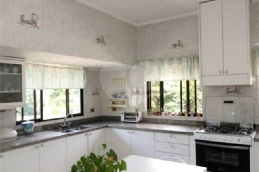 Casa Térrea à venda ou para alugar com 4 suítes em Jardim Floresta, São Paulo, SP
