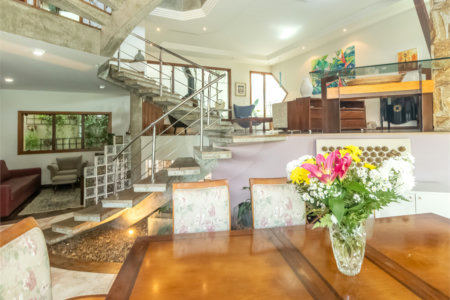 Casa à venda com 4 quartos, sendo 2 suítes, em Jardim Marajoara, São Paulo, SP