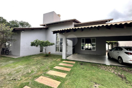 Casa à venda com 3 suítes no Centro-norte, Várzea Grande, MT