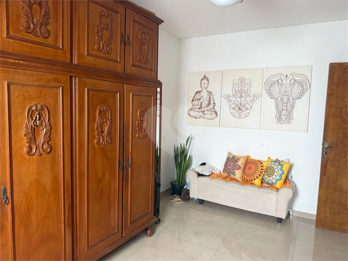 Casa à venda com 3 quartos, sendo 1 suíte, em Vila Romão, Salto, SP