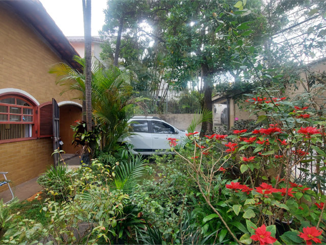 Casa à venda com 5 quartos, sendo 1 suíte,  em Jabaquara, São Paulo, SP