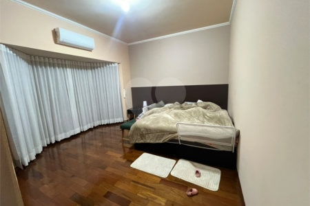 Casa à venda com 3 quartos, sendo 1 suíte, em Parque Santa Marta, São Carlos, SP