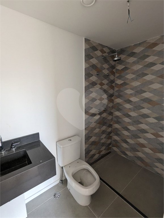Apartamento à venda com 3 quartos, sendo 2 suítes, em Jardim das Acácias, São Paulo, SP