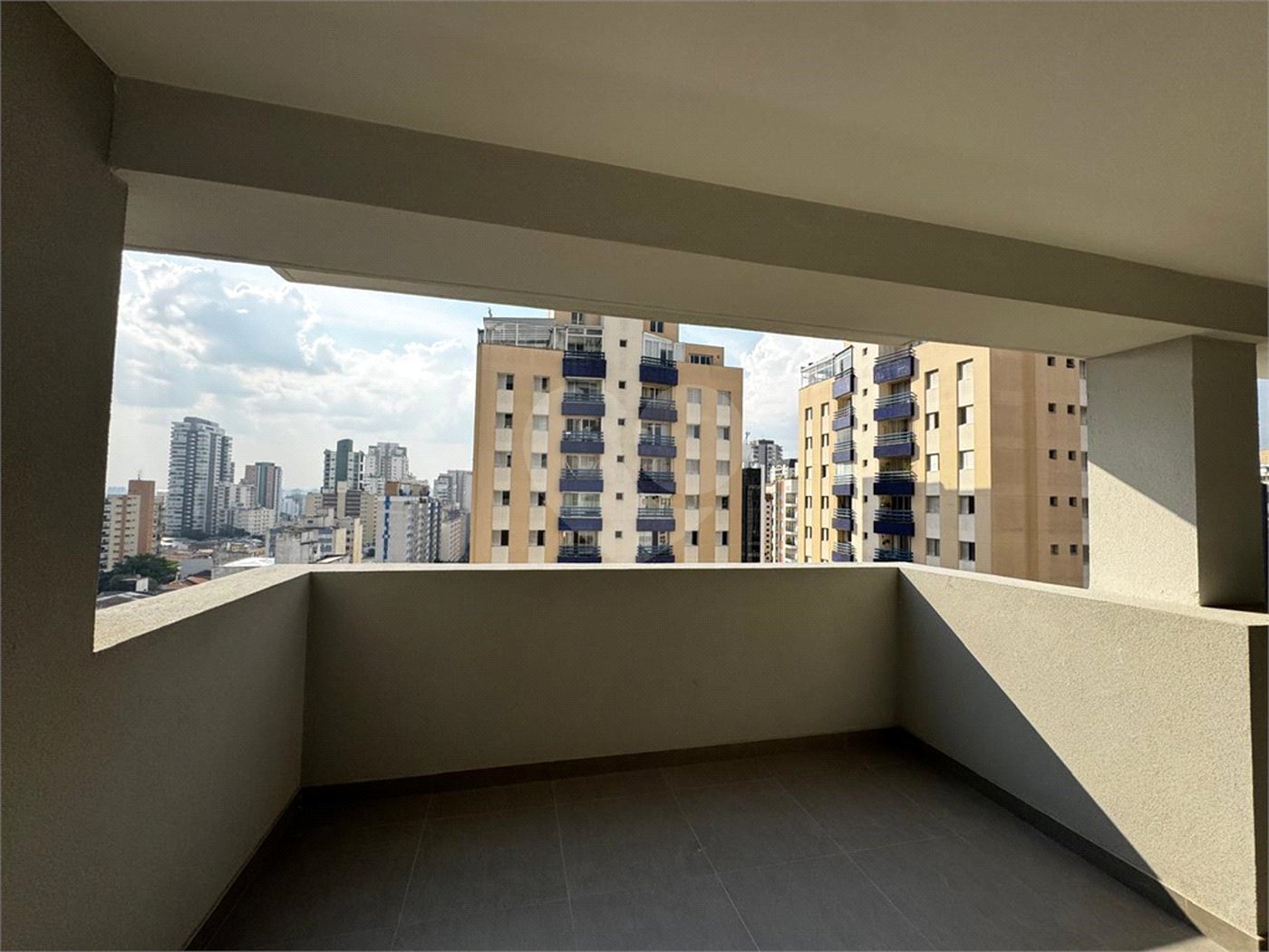 Apartamento para alugar com 2 suítes em Pinheiros, São Paulo, SP
