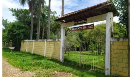 Chácara à venda com 5 quartos, sendo 2 suítes,  em Chácara Recreio Danubio, Holambra, SP