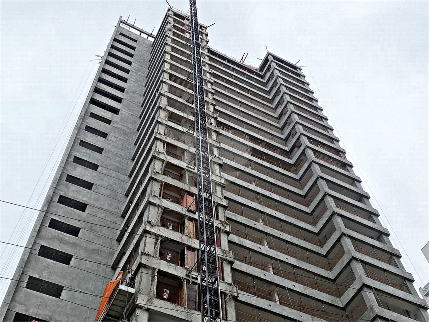 Apartamento à venda com 3 suítes em Santana, São Paulo, SP