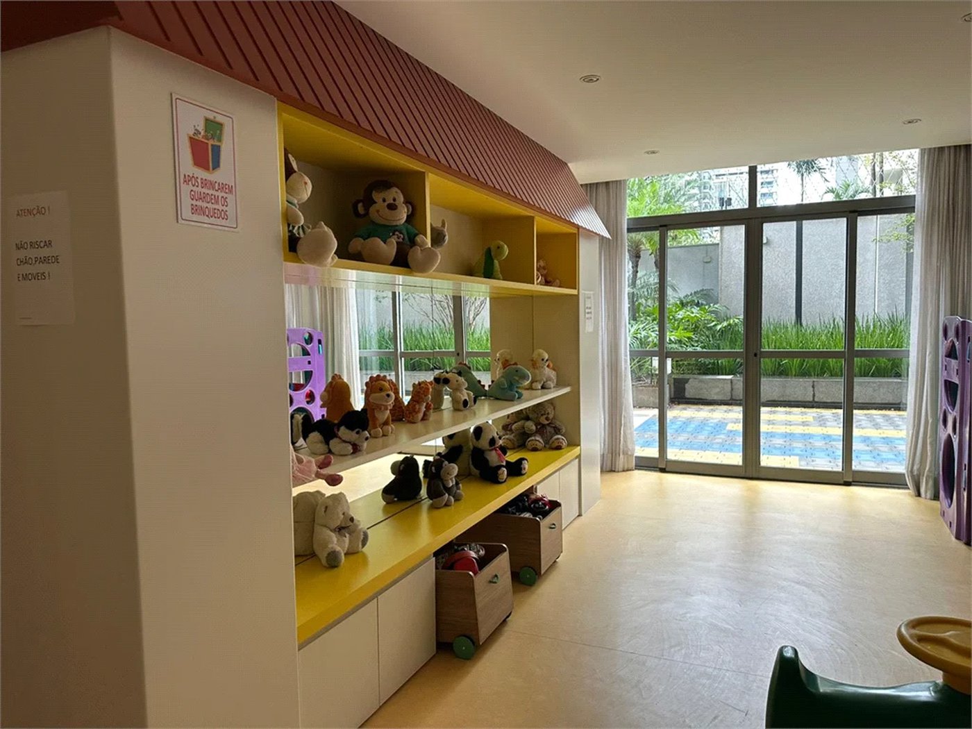 Apartamento à venda ou para alugar com 1 suíte em Pinheiros, São Paulo, SP