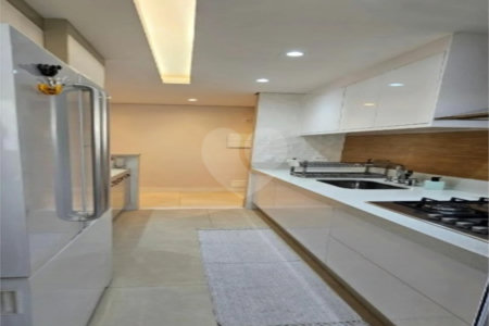 Apartamento à venda com 3 quartos, sendo 1 suíte,  em Vila Regente Feijó, São Paulo, SP
