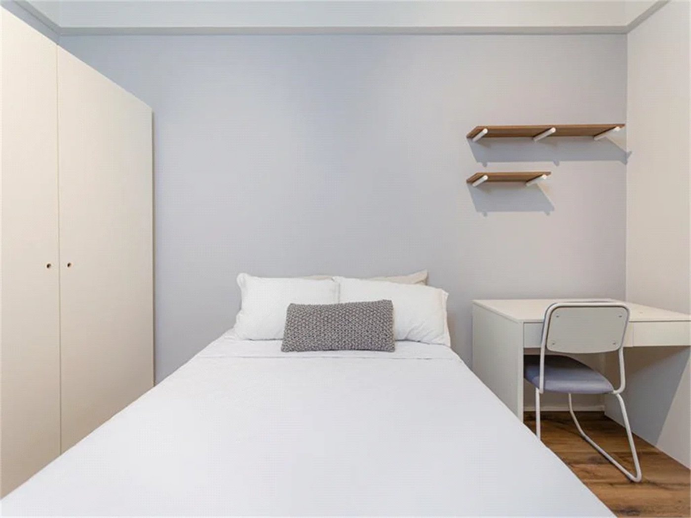 Apartamento à venda com 4 quartos, sendo 1 suíte, em Pinheiros, São Paulo, SP