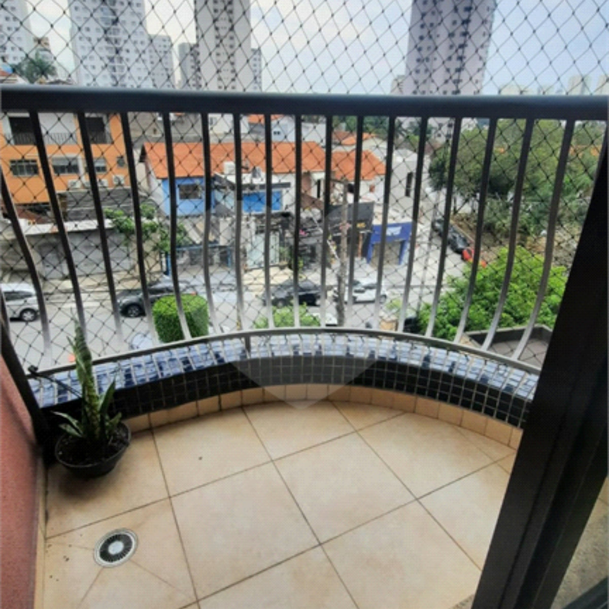 Apartamento à venda com 3 quartos, sendo 1 suíte, em Jardim Marajoara, São Paulo, SP