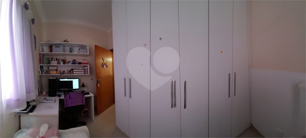 Sobrado à venda com 3 quartos, sendo 2 suítes, em Parque Boa Esperança, Indaiatuba, SP
