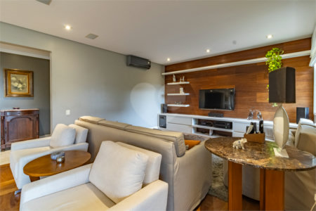 Apartamento à venda com 4 suítes em Vila Mariana, São Paulo, SP