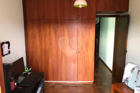 Sobrado à venda com 3 quartos, sendo 2 suítes, em Planalto Paulista, São Paulo, SP