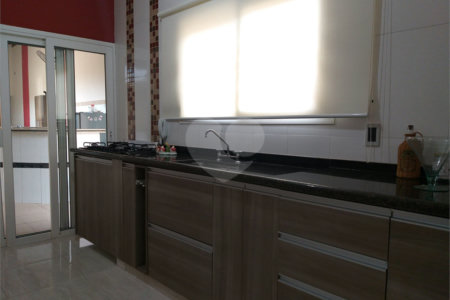 Casa à venda com 3 quartos, sendo 2 suítes, em Jardim das Estações (vila Xavier), Araraquara, SP
