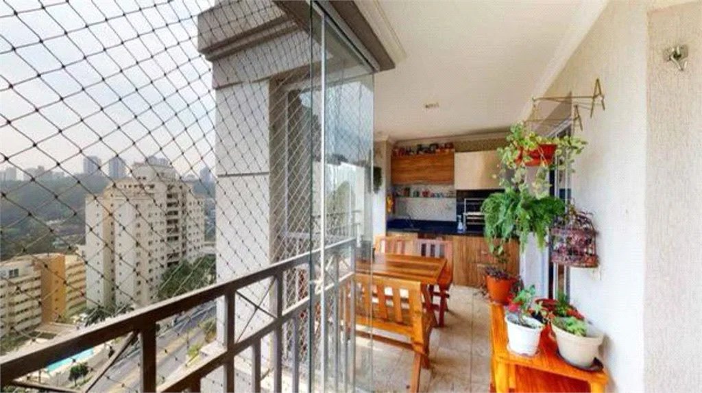 Apartamento à venda com 4 quartos, sendo 2 suítes, em Vila Andrade, São Paulo, SP