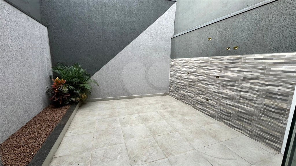 Casa à venda com 3 quartos, sendo 1 suíte,  em Vila Canero, São Paulo, SP