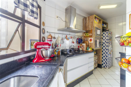 Apartamento à venda com 4 quartos, sendo 3 suítes, em Jardim Monte Kemel, São Paulo, SP