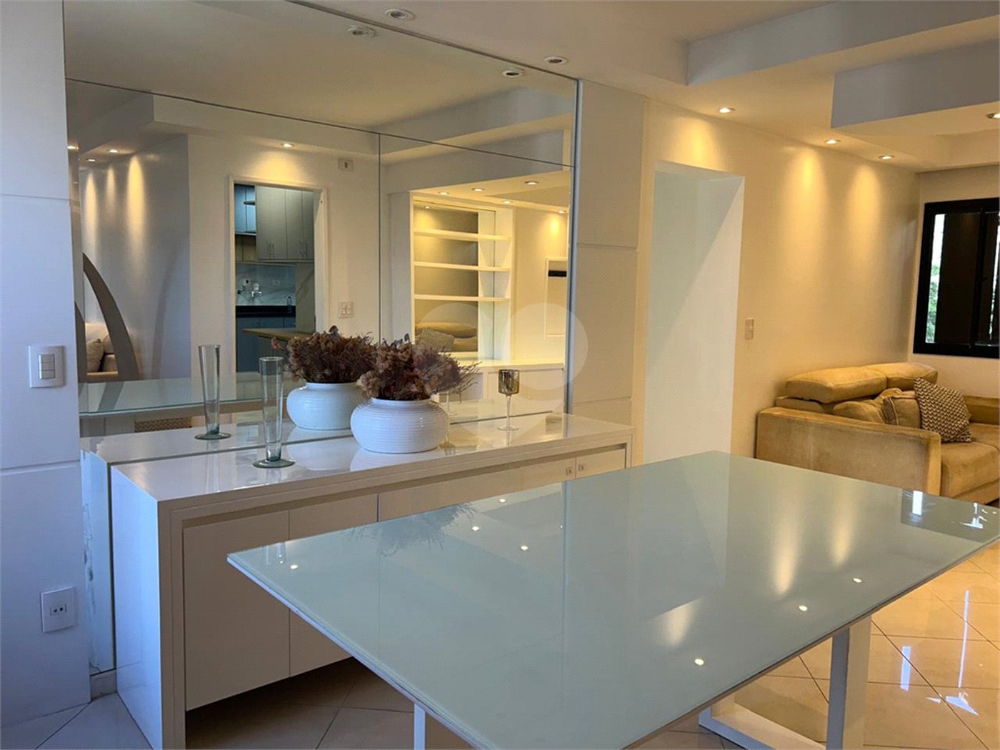 Apartamento para alugar com 3 quartos, sendo 1 suíte,  em Pinheiros, São Paulo, SP