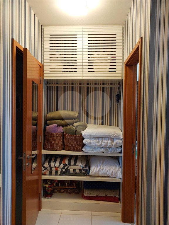 Apartamento à venda com 3 suítes em Itaguá, Ubatuba, SP