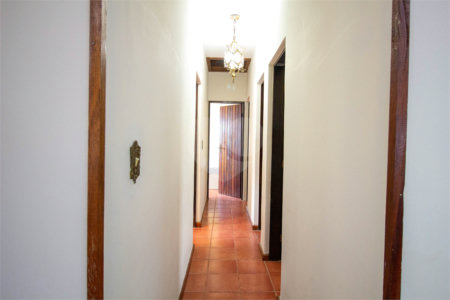 Casa à venda ou para alugar com 5 quartos, sendo 2 suítes, no condomínio Restinga Verde, São Roque - SP