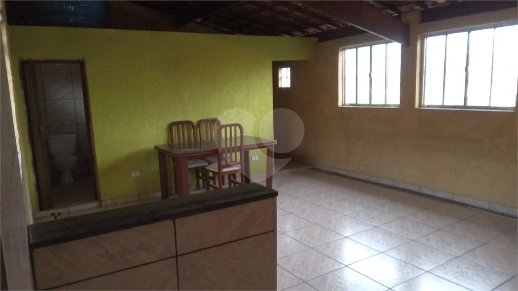 Sobrado à venda com 4 quartos em Vila Verde, São Paulo, SP