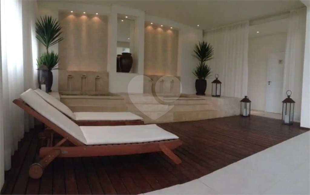 Apartamento à venda com 2 quartos, sendo 1 suíte,  em MORUMBI, São Paulo, SP