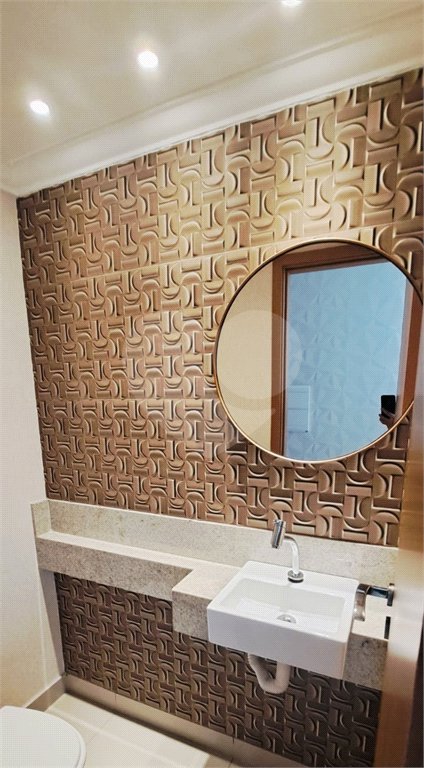 Apartamento à venda com 2 suítes em Vila Scarpelli, Santo André, SP