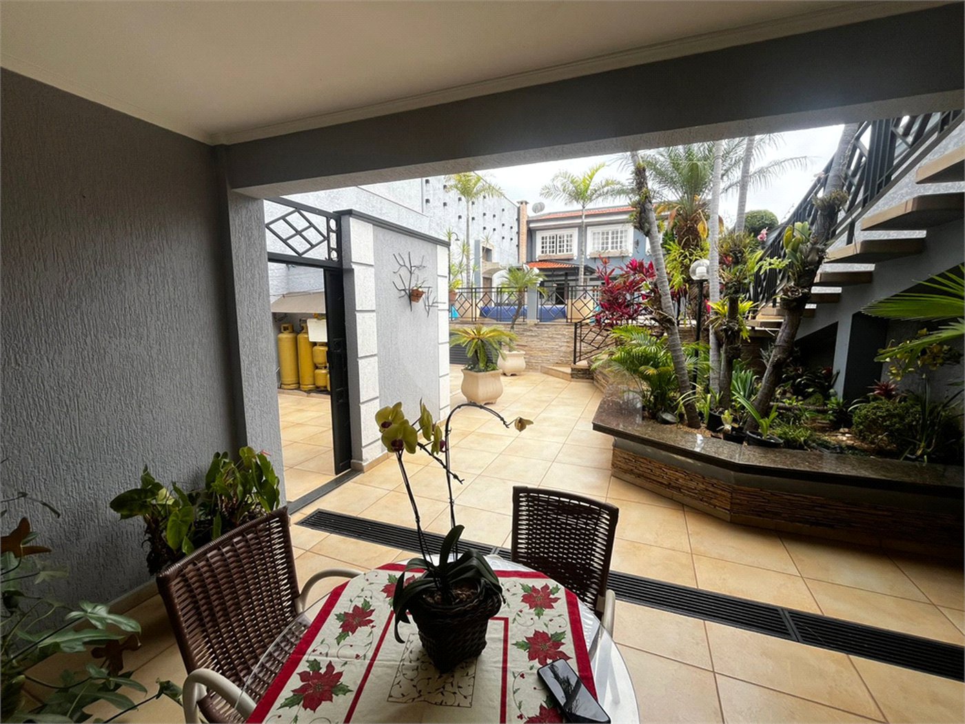 Casa à venda com 6 quartos, sendo 3 suítes, no Centro, Itapetininga, SP