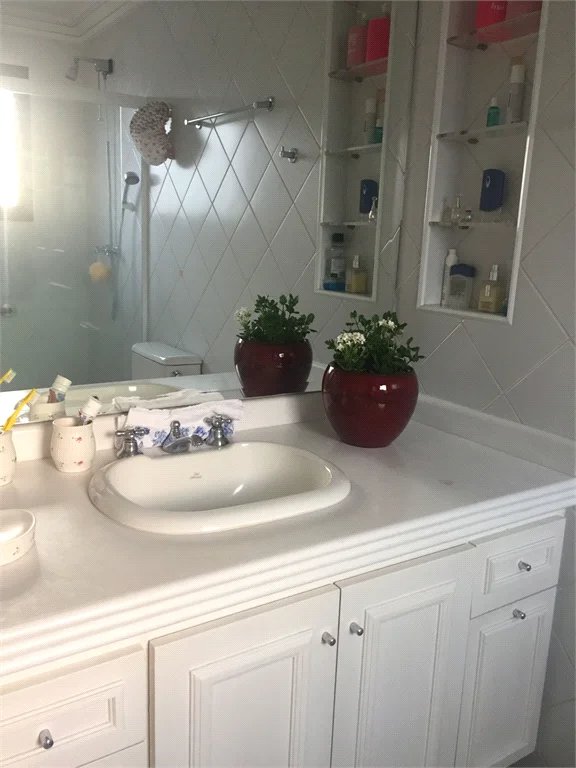 Apartamento à venda com 3 quartos, sendo 2 suítes, em Vila Suzana, São Paulo, SP