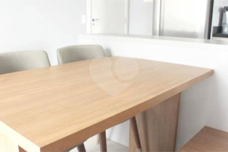 Apartamento à venda com 2 quartos em Parque Reboucas, São Paulo, SP