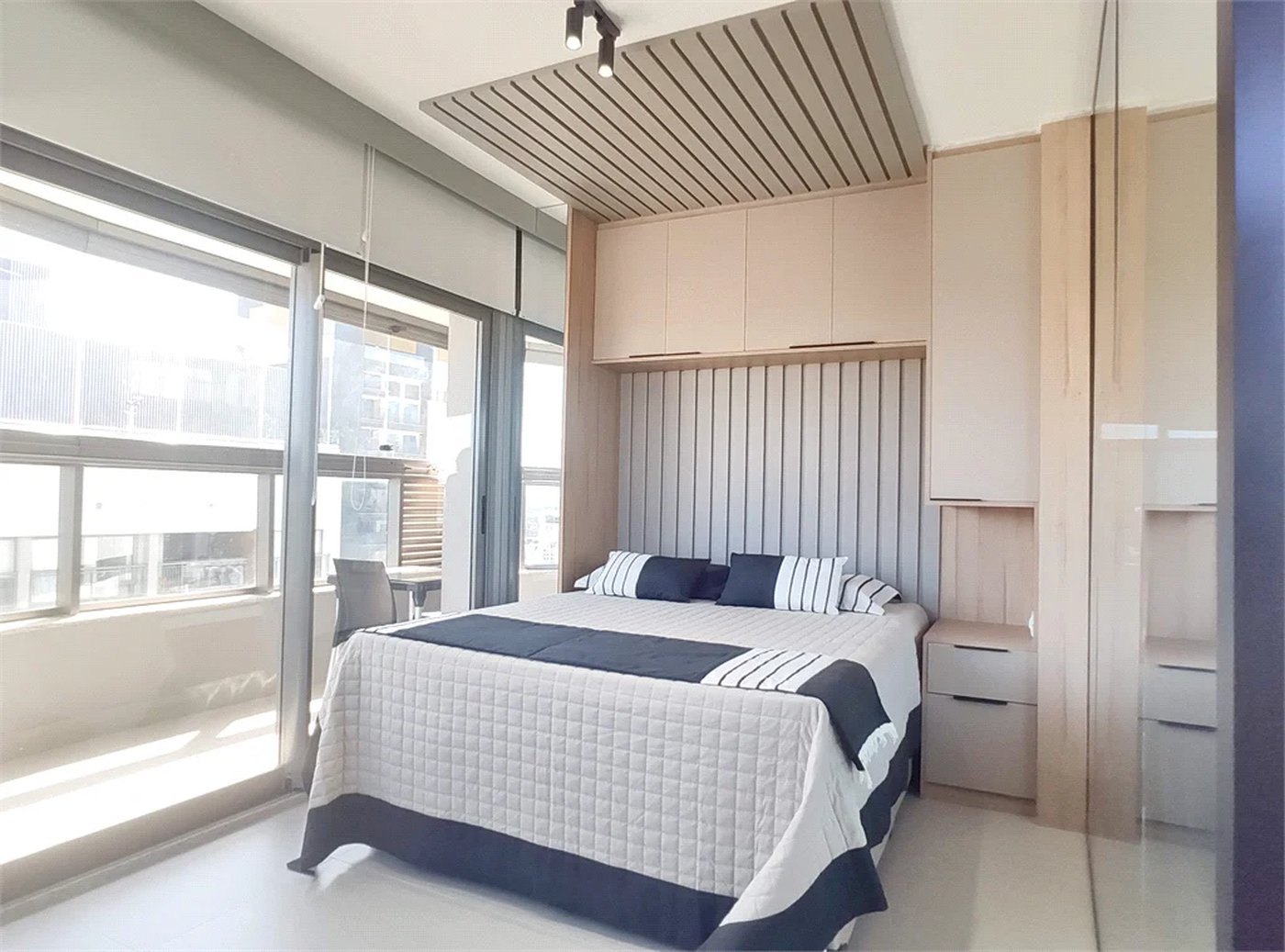 Apartamento à venda ou para alugar com 1 suíte em Pinheiros, São Paulo, SP